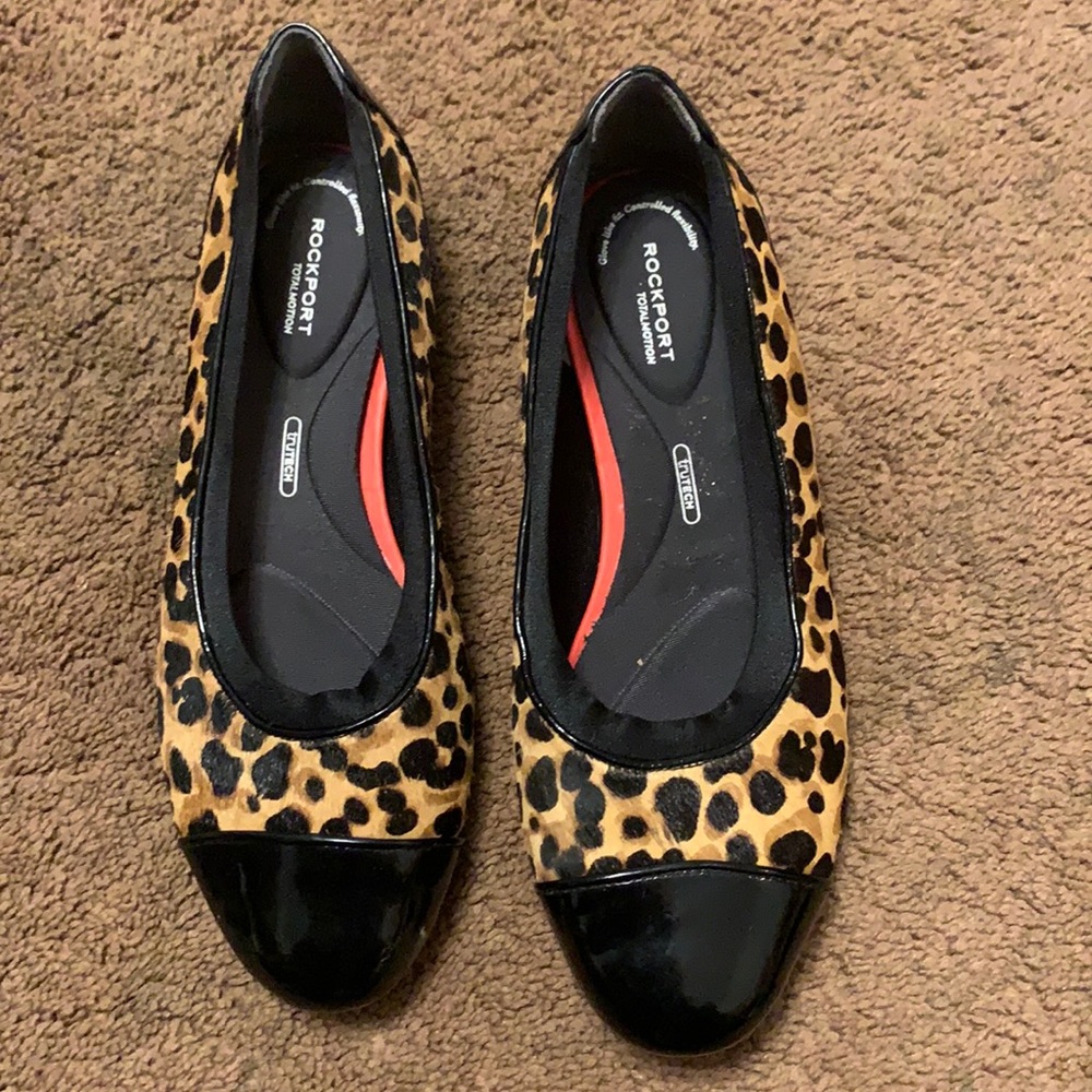 Rockport leopard slides ons